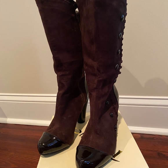 Restricted Brown Suede Button Detail Boots Size 8 - Picture 8 of 11